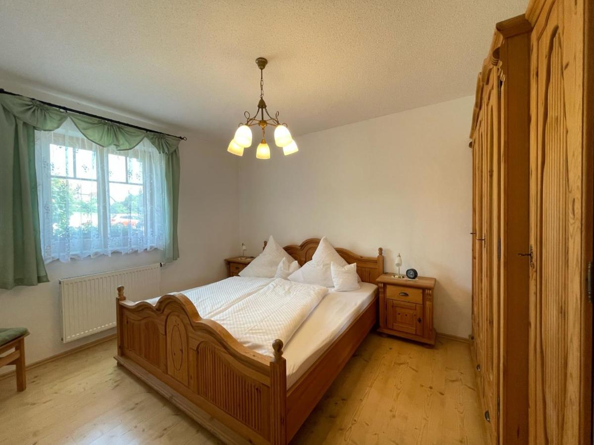 Ferienwohnungen Am Kirchberg Kapplblick Neualbenreuth Bagian luar foto